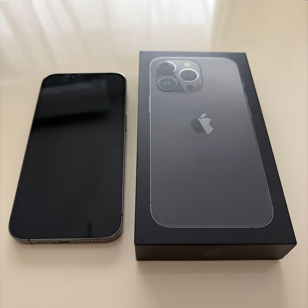 iPhone 13 Pro 256GB グラファイト 本体 箱付き - メルカリ