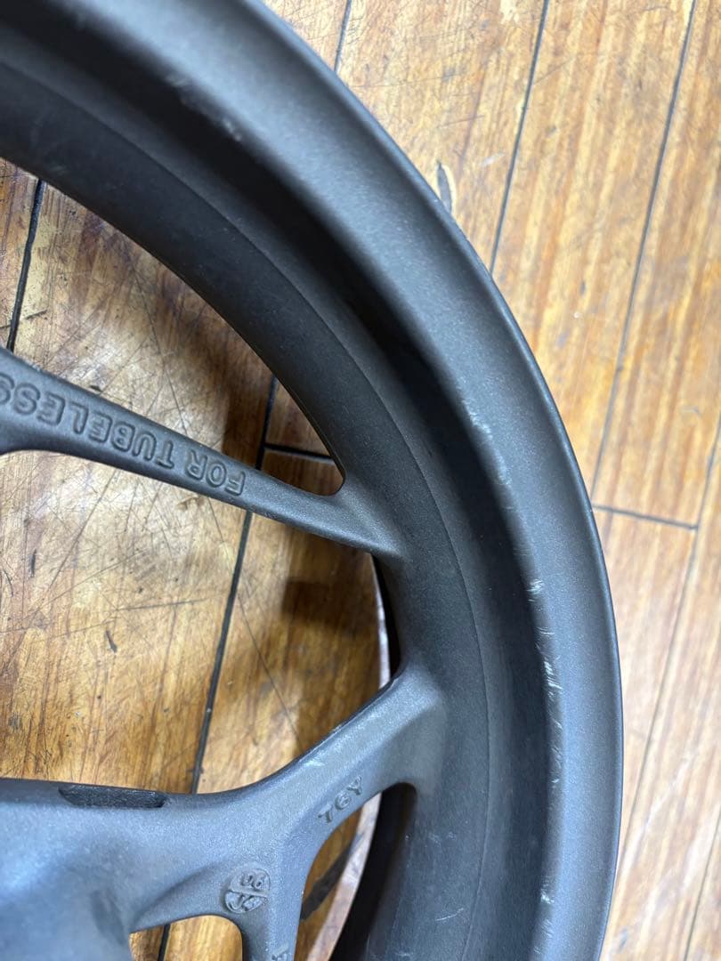 中古 PCX125・160 JK05・KF47 ホンダ純正フロントホイール - メルカリ