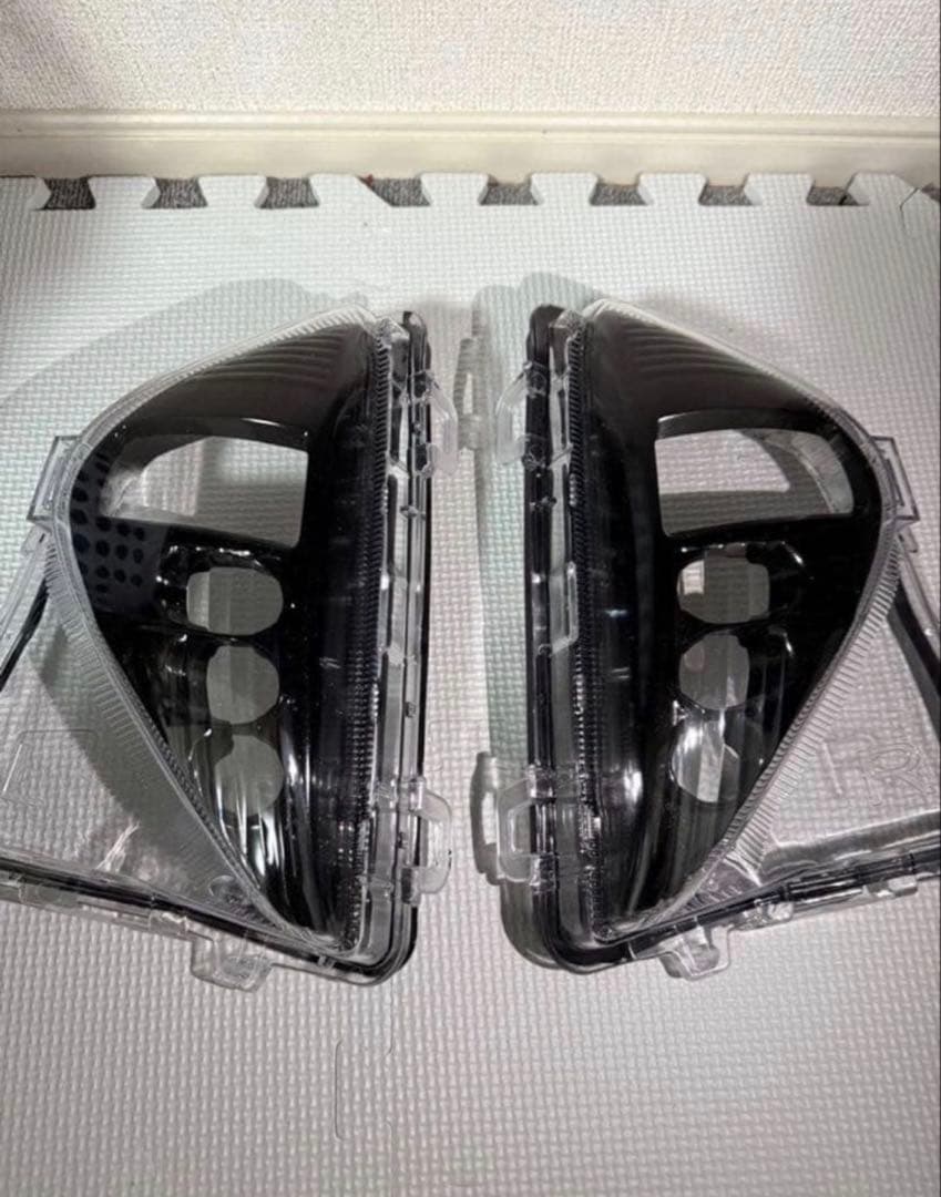 50プリウス 前期対応加工フォグランプ【バルブ交換式／H8・H11・H16