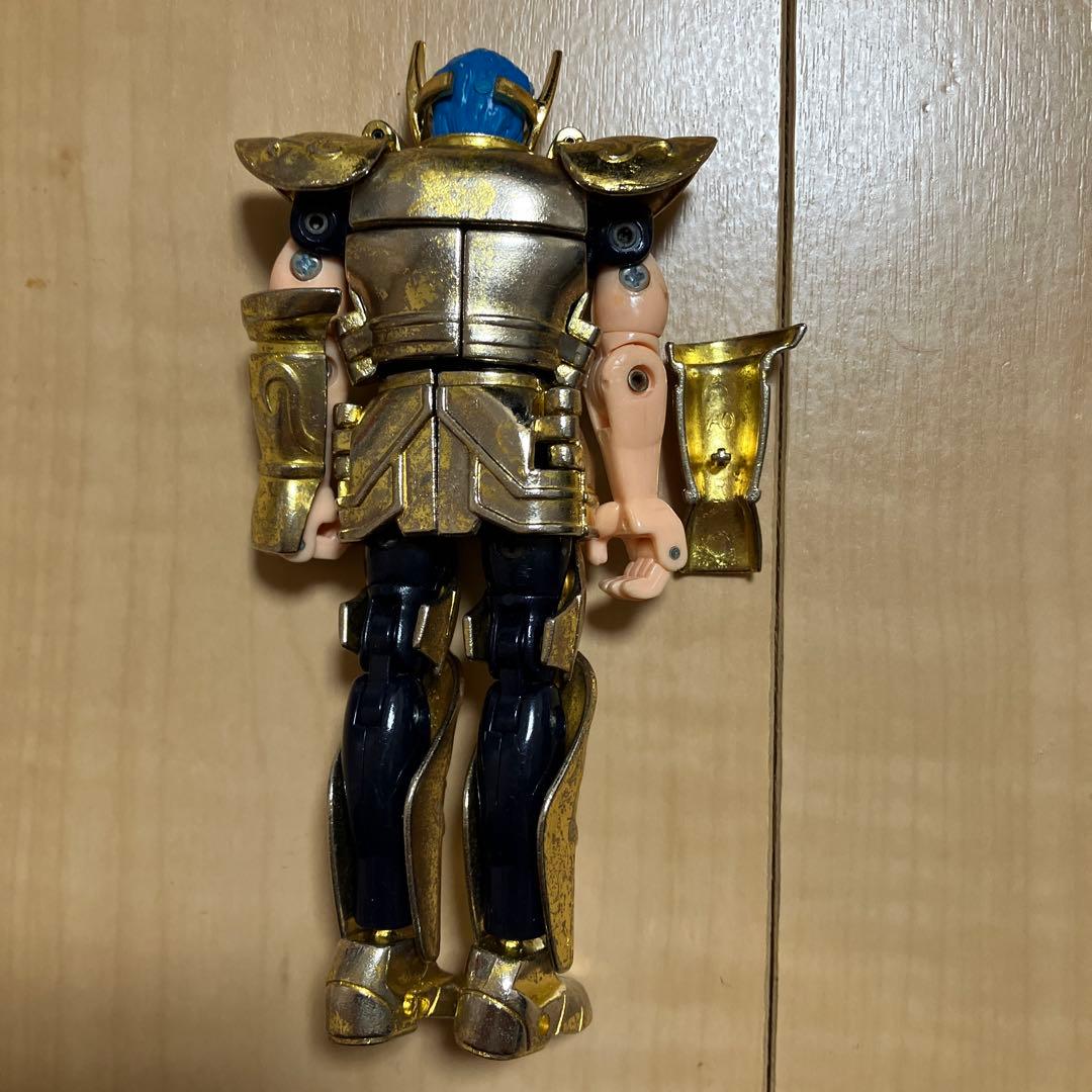 聖闘士星矢 黄金聖衣 ゴールドクロス 水瓶座 アクエリアスクロス