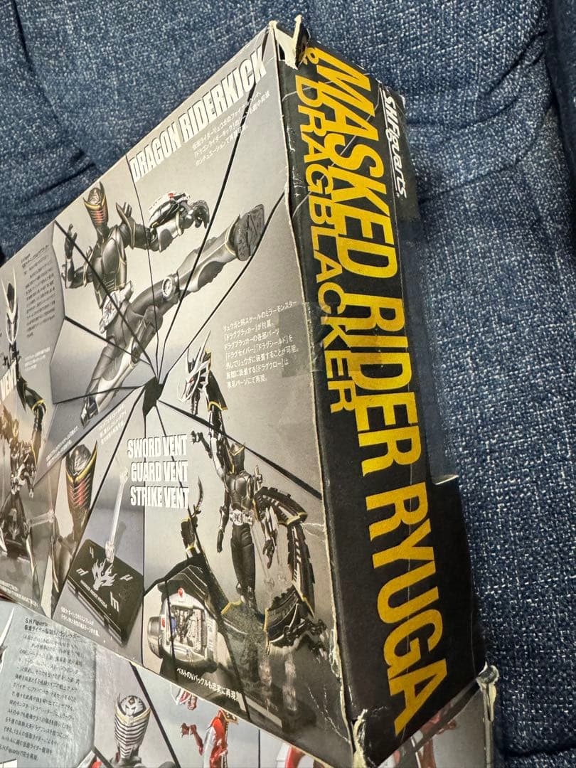 S.H.Figuarts 仮面ライダー龍騎＆リュウガ