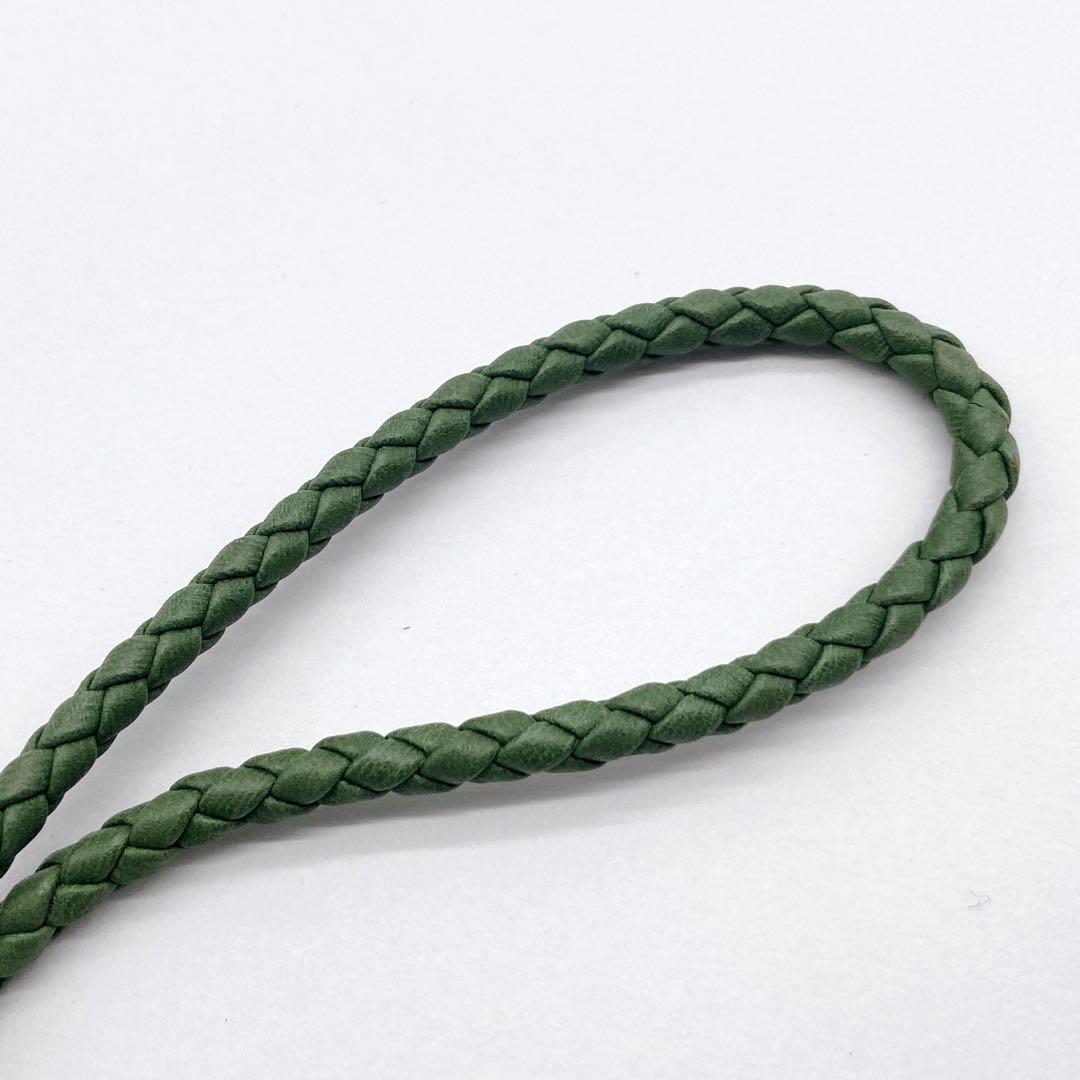 未使用級✨ボッテガヴェネタ ロングレザーチャーム 編み込み グリーン