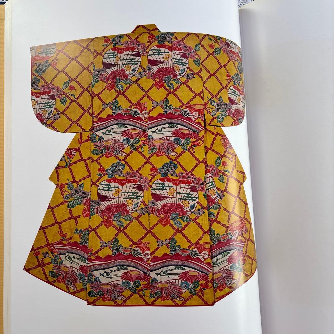 続 琉球古紅型 全」 上下巻2冊セット 昭和44年 有秀堂 - メルカリ