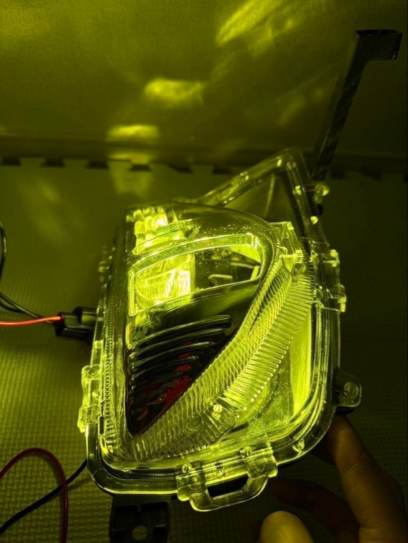 50プリウス 前期対応加工フォグランプ【バルブ交換式／H8・H11・H16