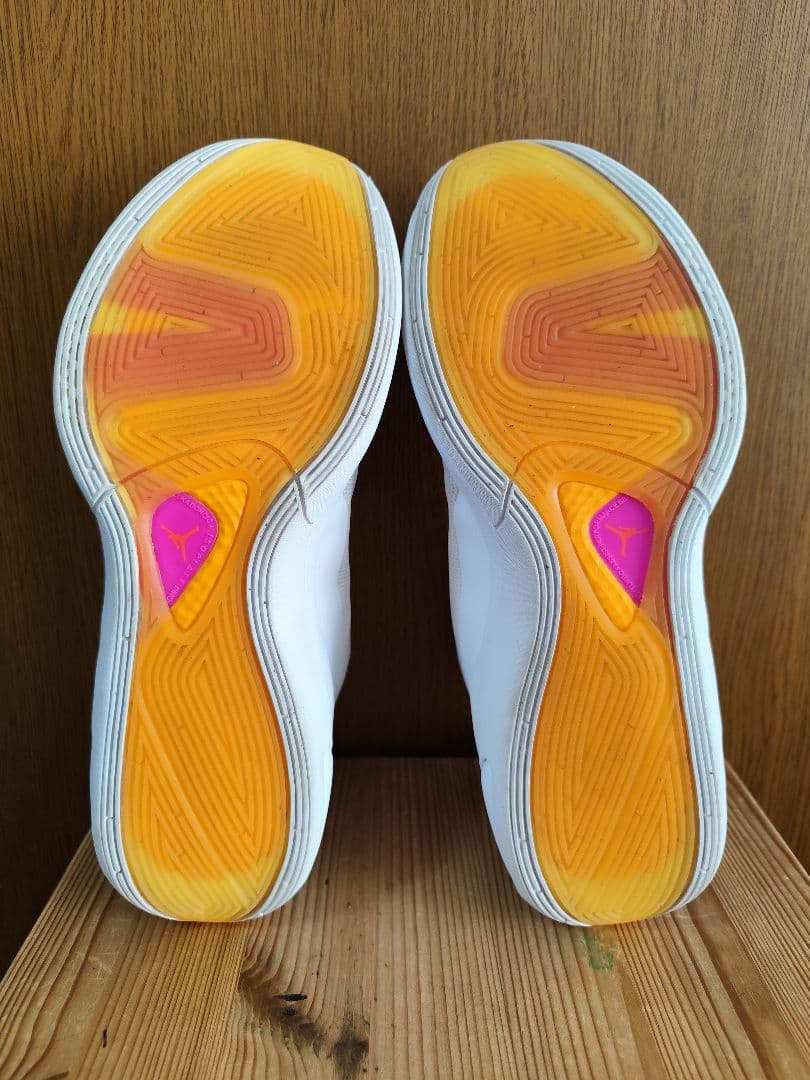 Nike Luka 1 \"White/Fire Pink\"　27.5cm　ルカ1