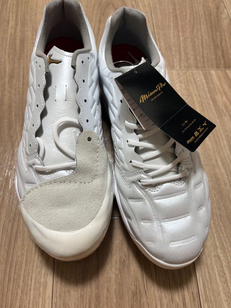 Mizuno CUSHIONREVO PRO 27.0cm ホワイト