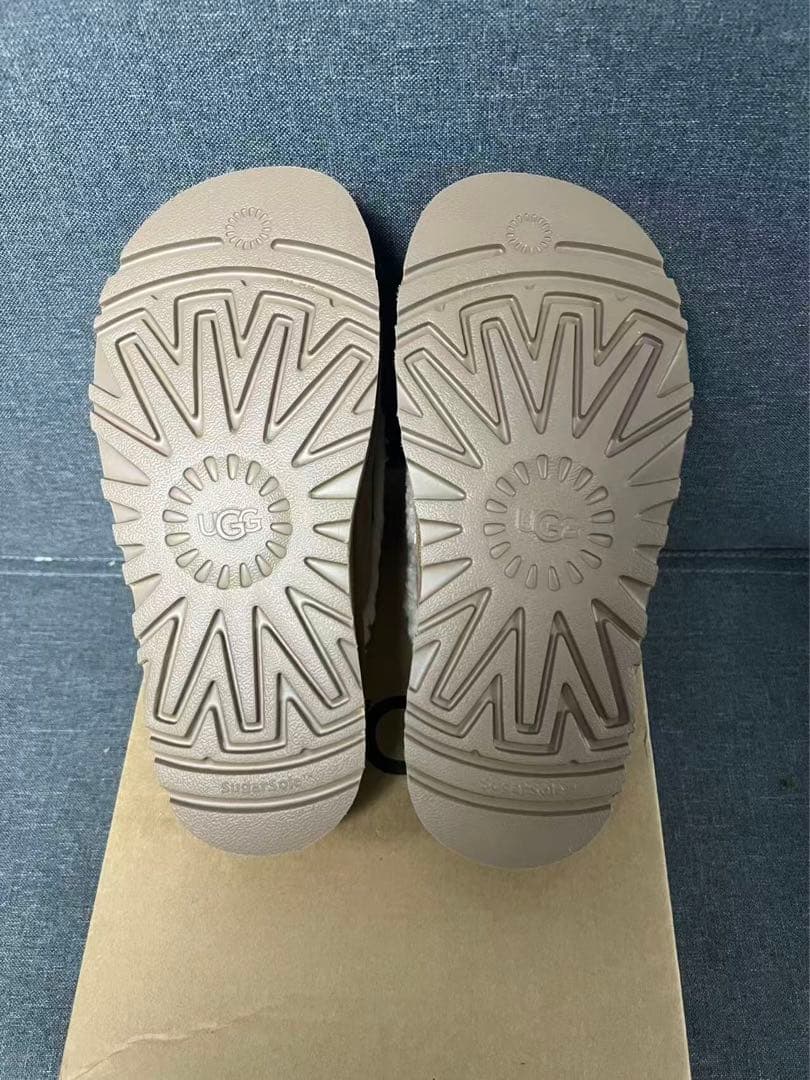 UGG ムートンブーツ 39 サイズ ベージュ 厚底 24.5cm