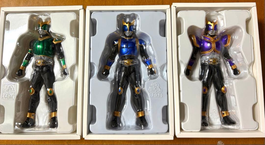 S.H.Figuarts 真骨頂　仮面ライダークウガ　ライジングシリーズ