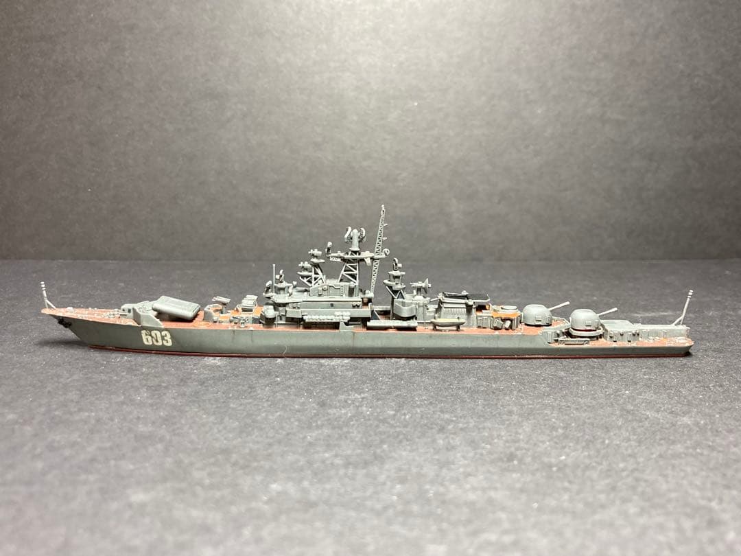 完成品】1/700 ソビエト海軍 クリヴァクⅡ型フリゲート(ピットロード