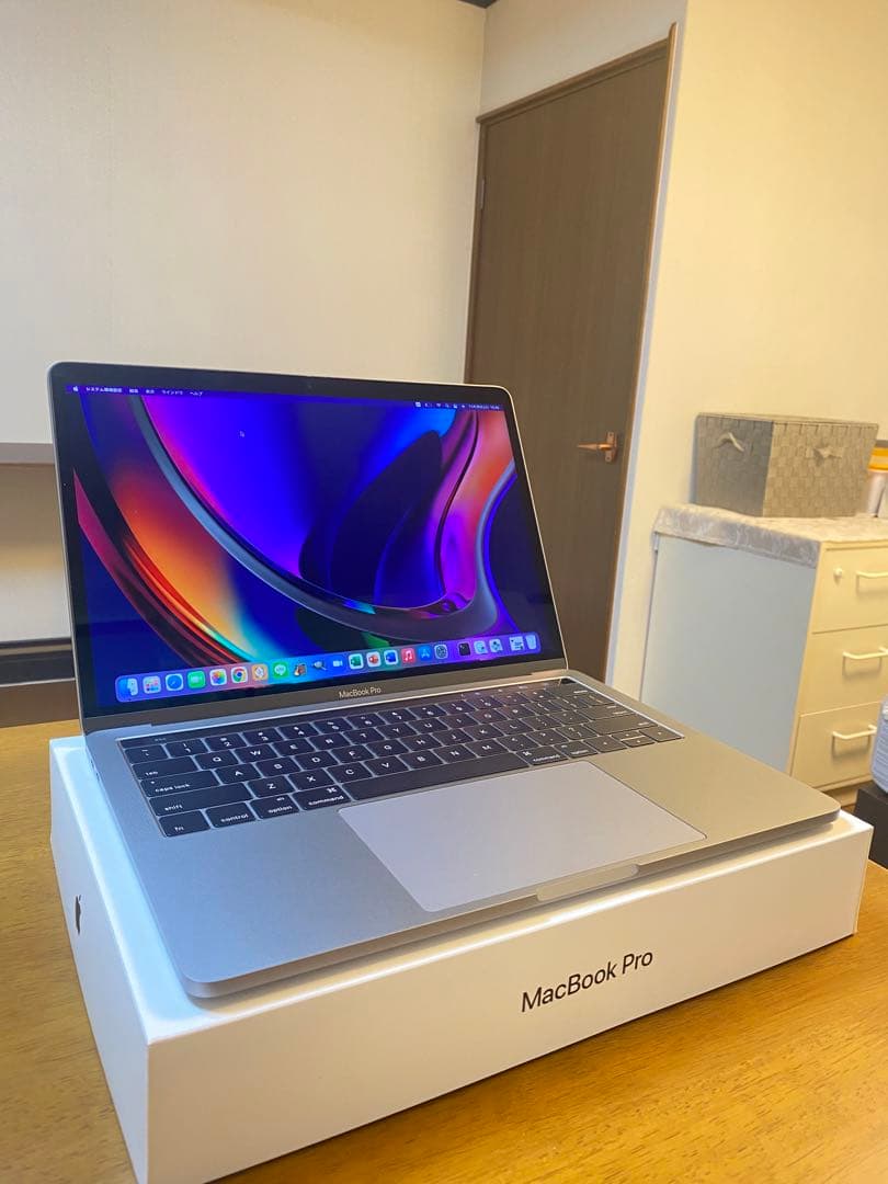2024年OS 美品 Apple MacBook Pro 32GB/ 512GB Amazon.co.jp: 【整備済み品】Apple MacBook Pro 2018(15インチPro
