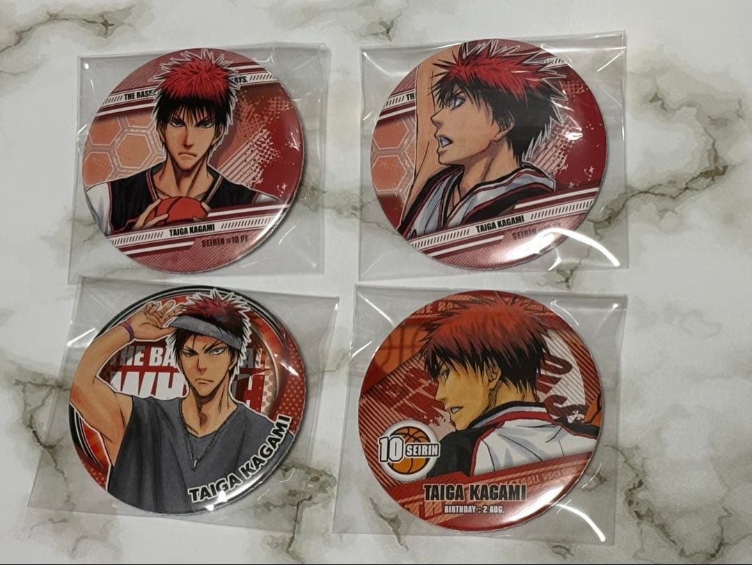 黒子のバスケ 火神大我 缶バッジ WJ50周年展 ジャンプ展 第1弾 第2弾の