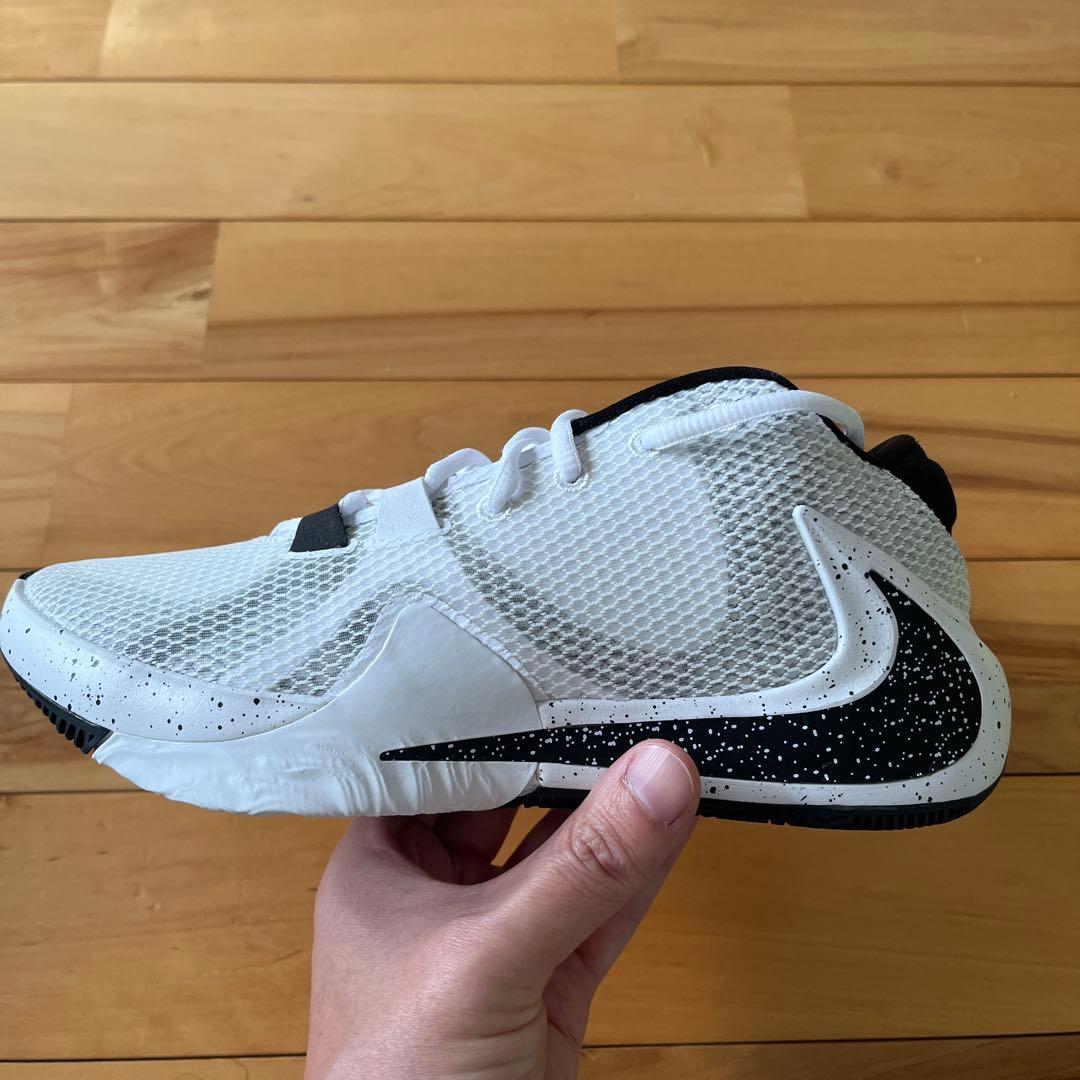 Nike ZOOM FREAK1 ホワイト/ブラック 24.5cm