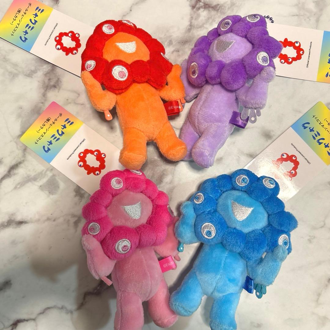 ミャクミャク 推しカラー ボールチェーン マスコット 赤 ピンク 青 紫