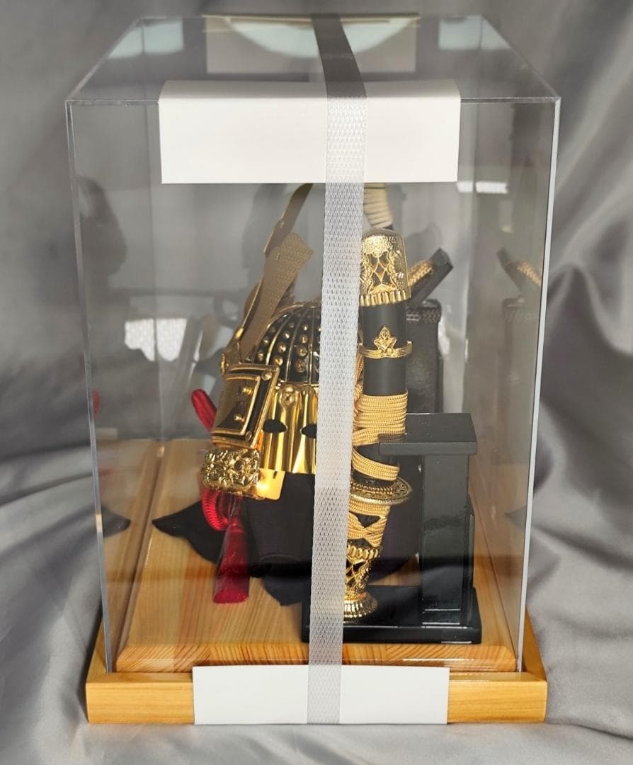 《新品》人形屋ホンポ 五月人形 黒大鍬 h075-aaa-y5-1-b