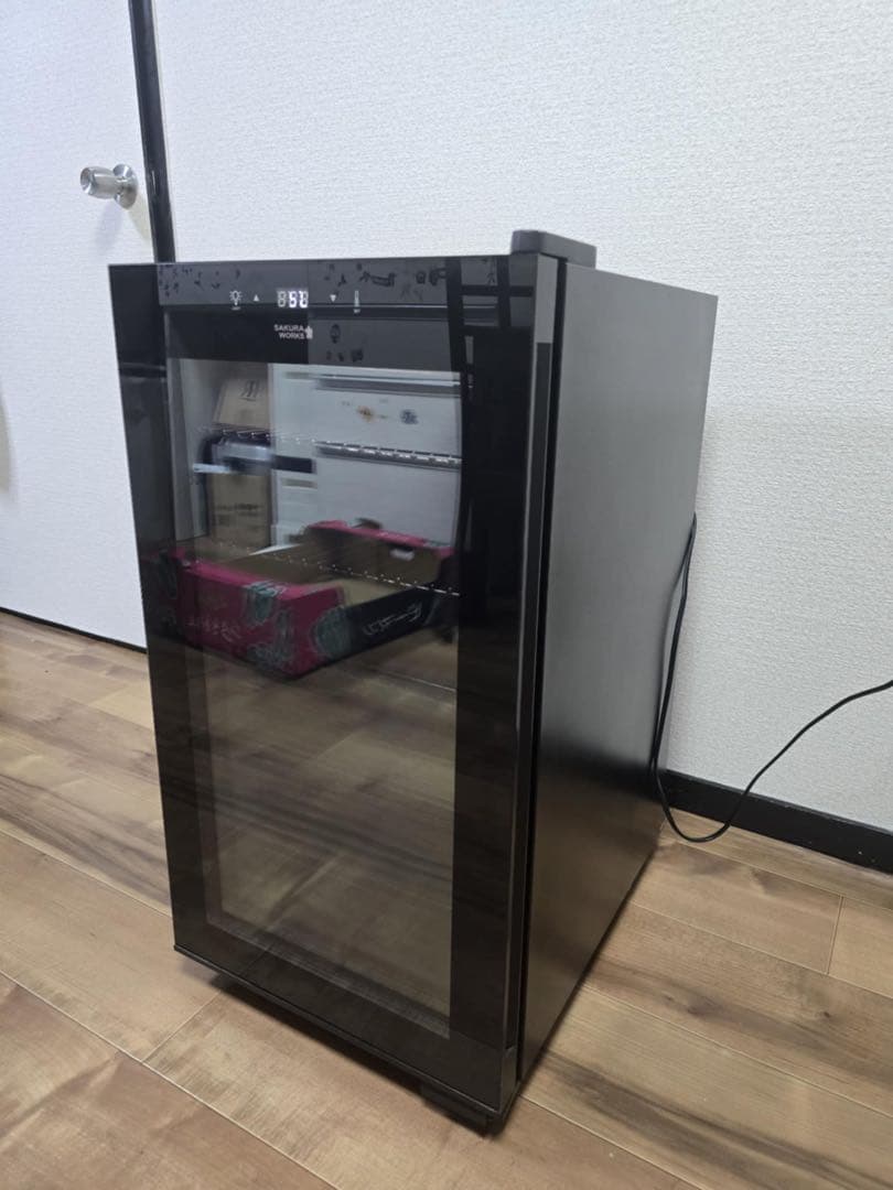 さくら製作所　 SAKURA WORKS ワインセラー SB22 ピュアブラック SB22 | ZERO CLASS | 製品一覧 | ワインセラーのさくら製作所