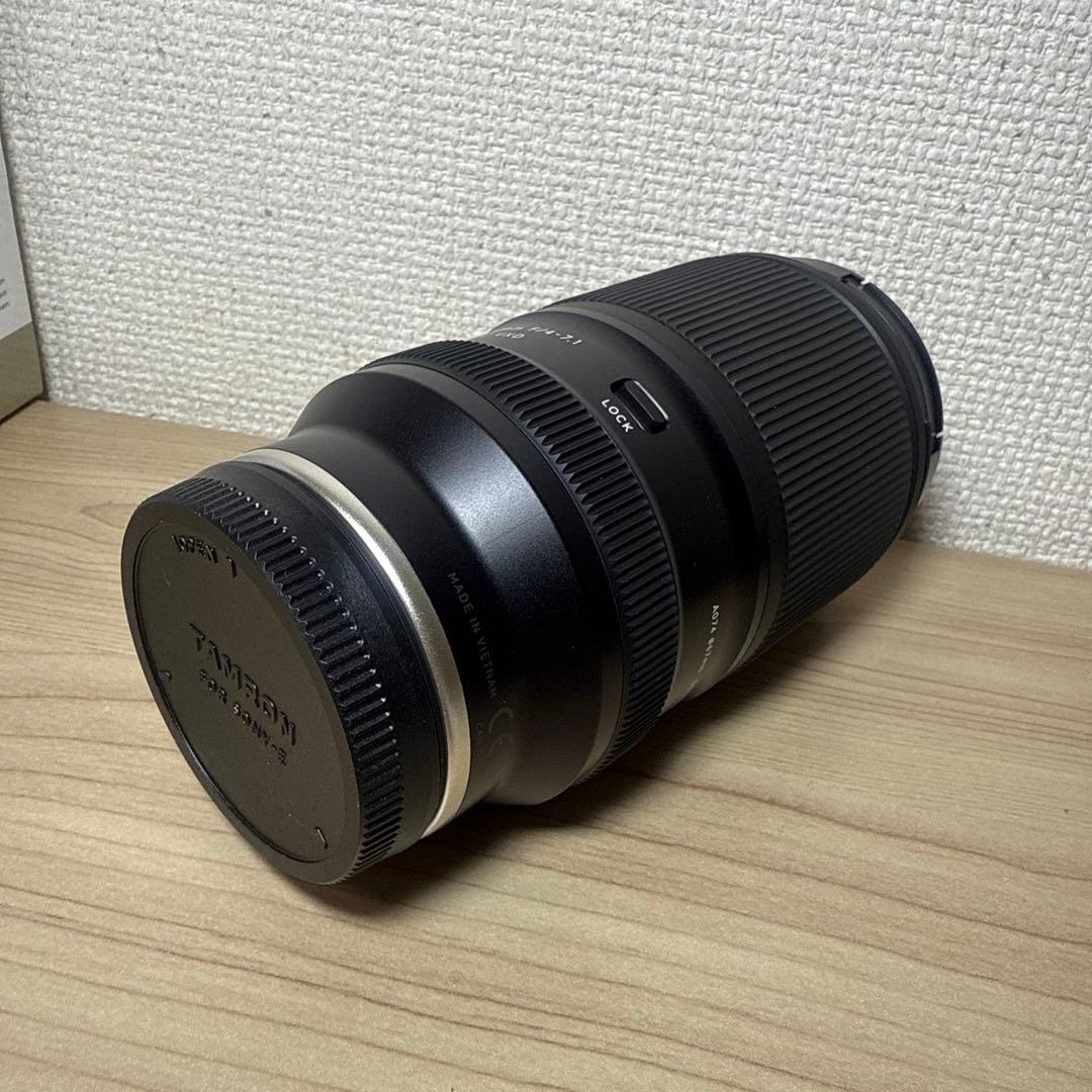 TAMRON　28-300mm F/4-7.1 Di III VC VXD