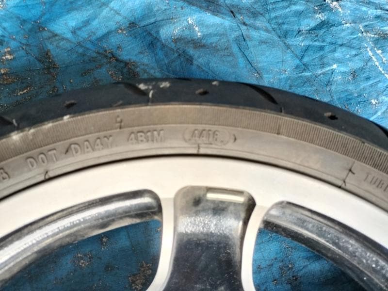 ハーレー純正FLHXフロントホイール 1インチベアリング 18インチ×3.5