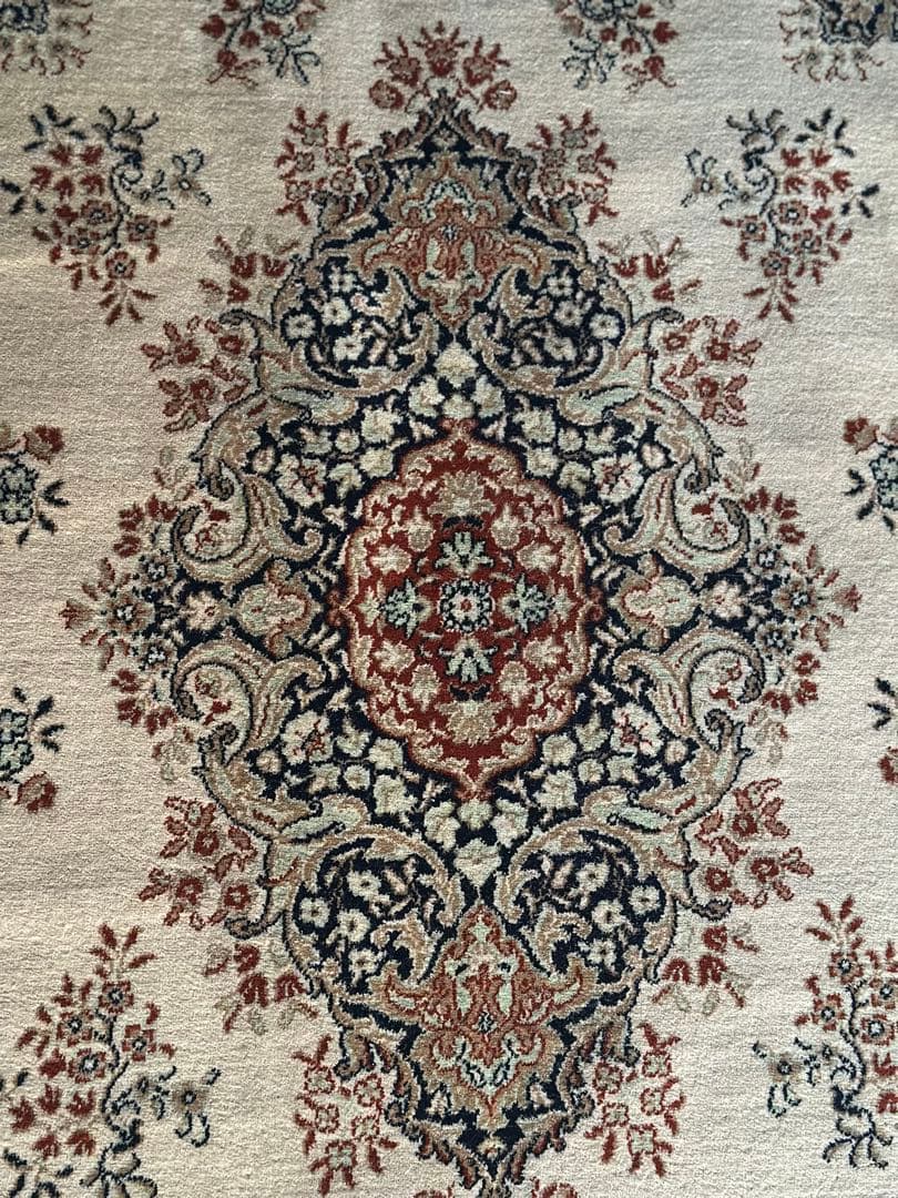 ギリシャ製 100％ウール 機械織りラグ