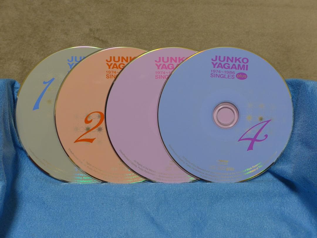 希少 八神純子 1974～1986 SINGLES plus（4CD+DVD）