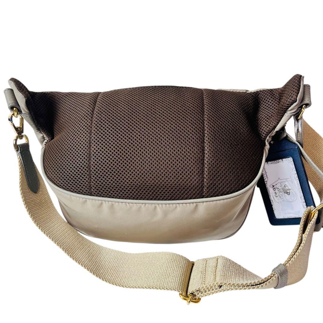 新品同様✨ ADMJ ボディーバッグ デービス 高級ナイロン イタリア製