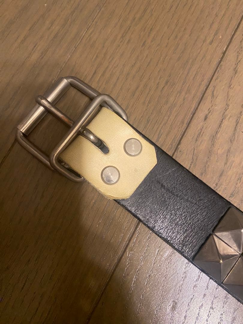 TOCCATAトッカータ 鋲 スタッズ レザーベルト - メルカリ
