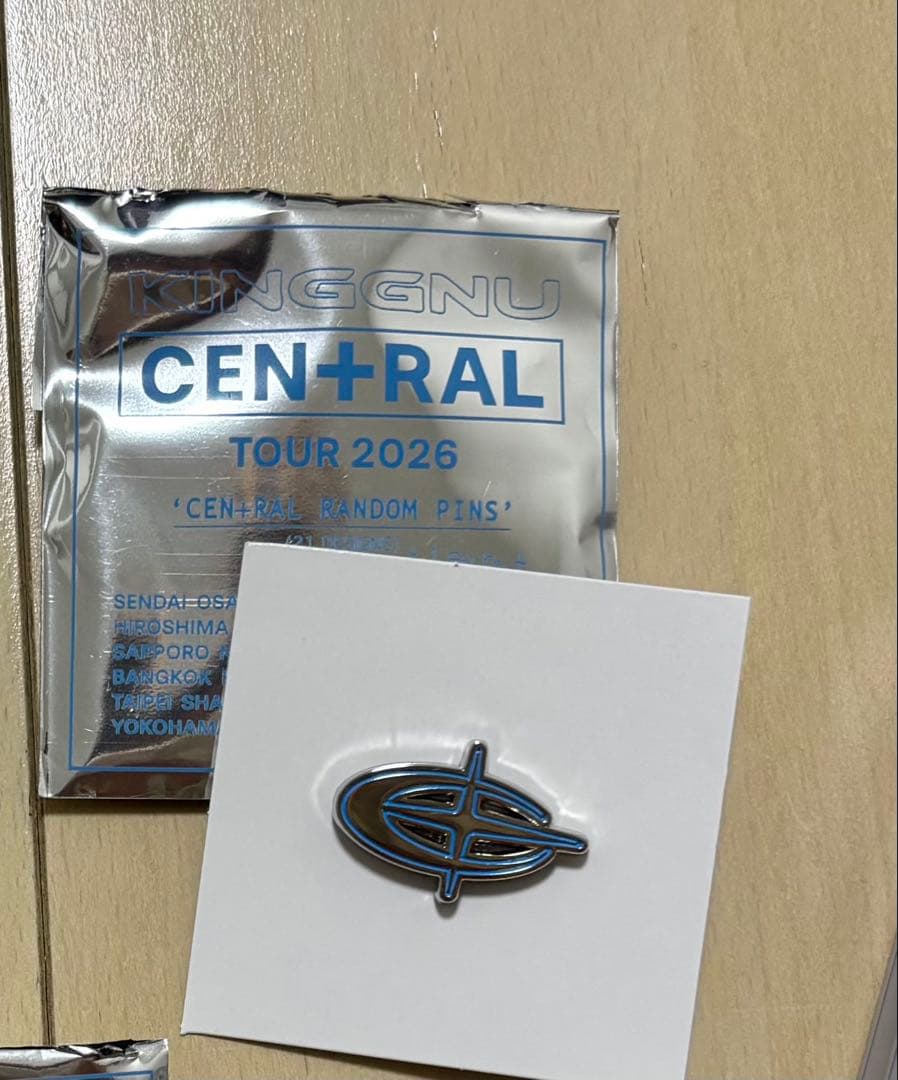 King Gnu CEN+RAL TOUR 2026 ピンバッジ - メルカリ