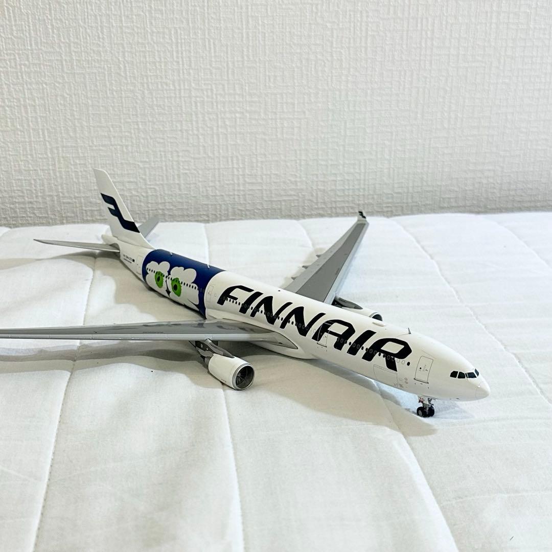 FINNAIR A330-300 マリメッコ 1/200 Finnair Airbus A330-300 1:200 Scale Model – HeroPlane
