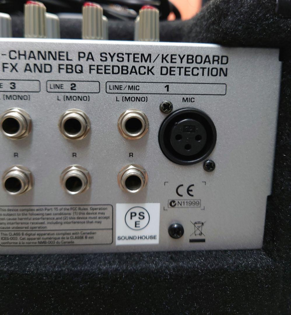 ☆BEHRINGER ULTRATONE K1800FXキーボードアンプ