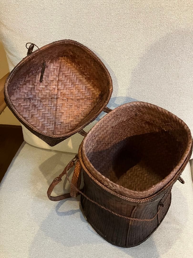 タイ産 Sop Mori Arts 籐製ダークブラウン筒型収納バスケット