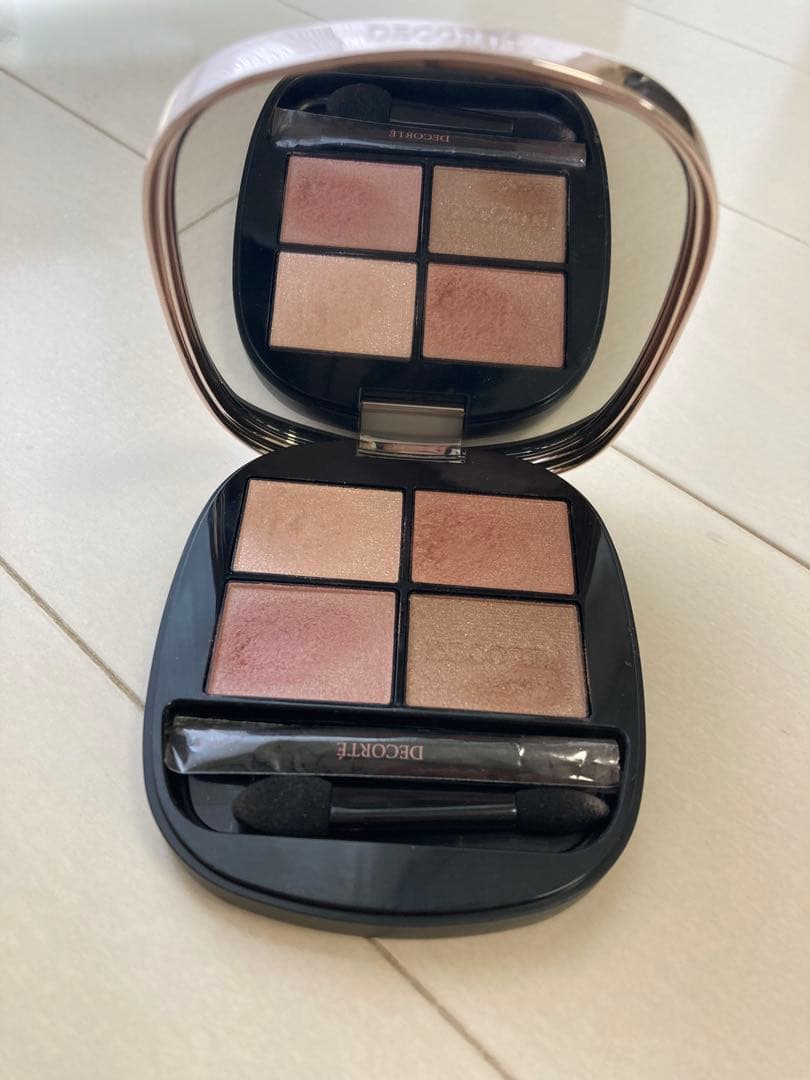 DECORTÉ SKIN SHADOW DESIGNING EYE 10 - メルカリ