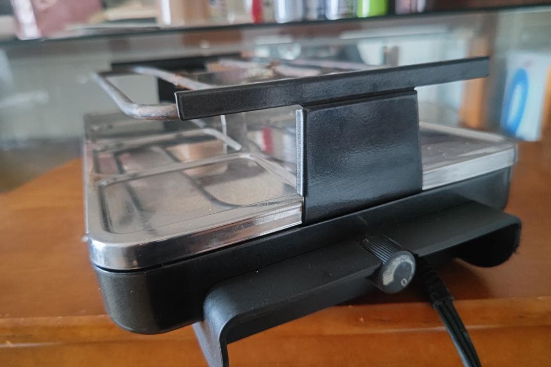 Swissmar ラクレットグリル ラクレットオーブン 8人用 日本仕様 - メルカリ