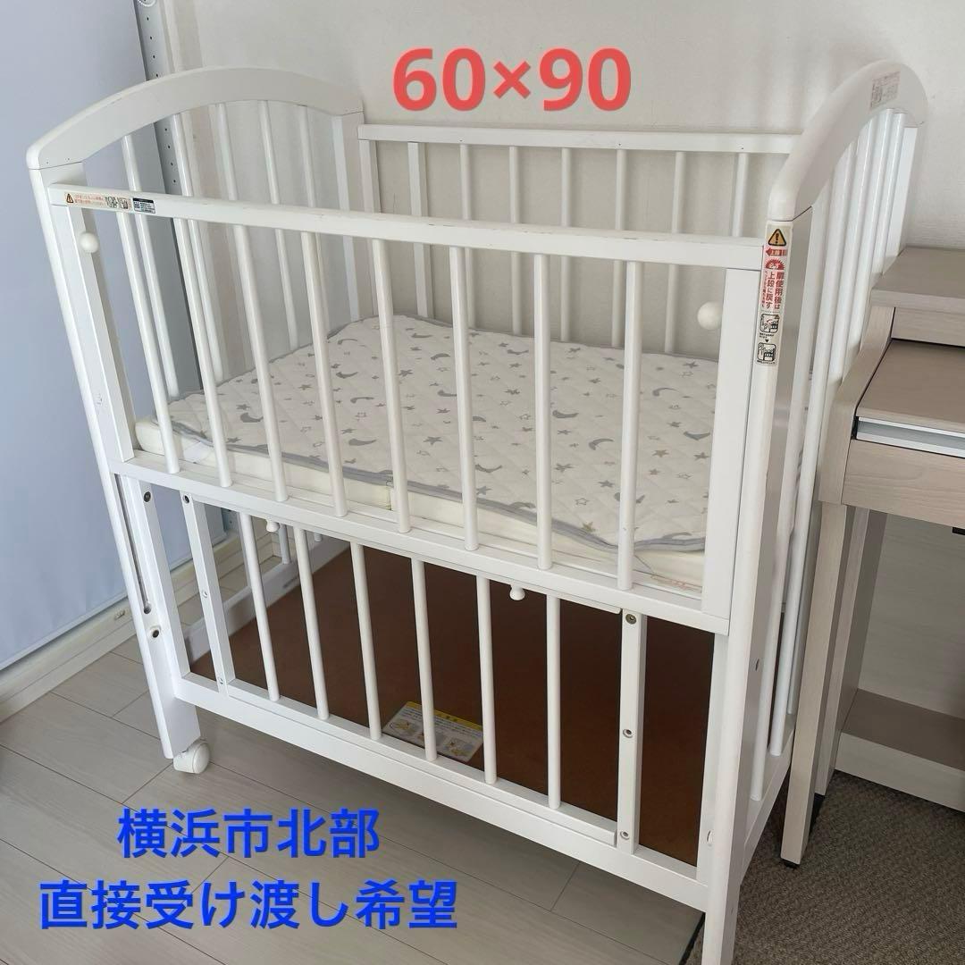 横浜市北部直接受け渡し希望】カトージ ミニ立ちベッド、ビアンコ（60