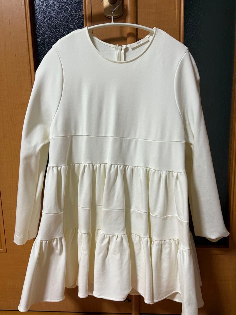 yori ぬくぬくヘムフリルブラウス - メルカリ