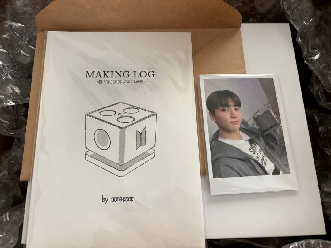 JungKook】アーティストメイドMIKROKOSMOS MOOD LAMP