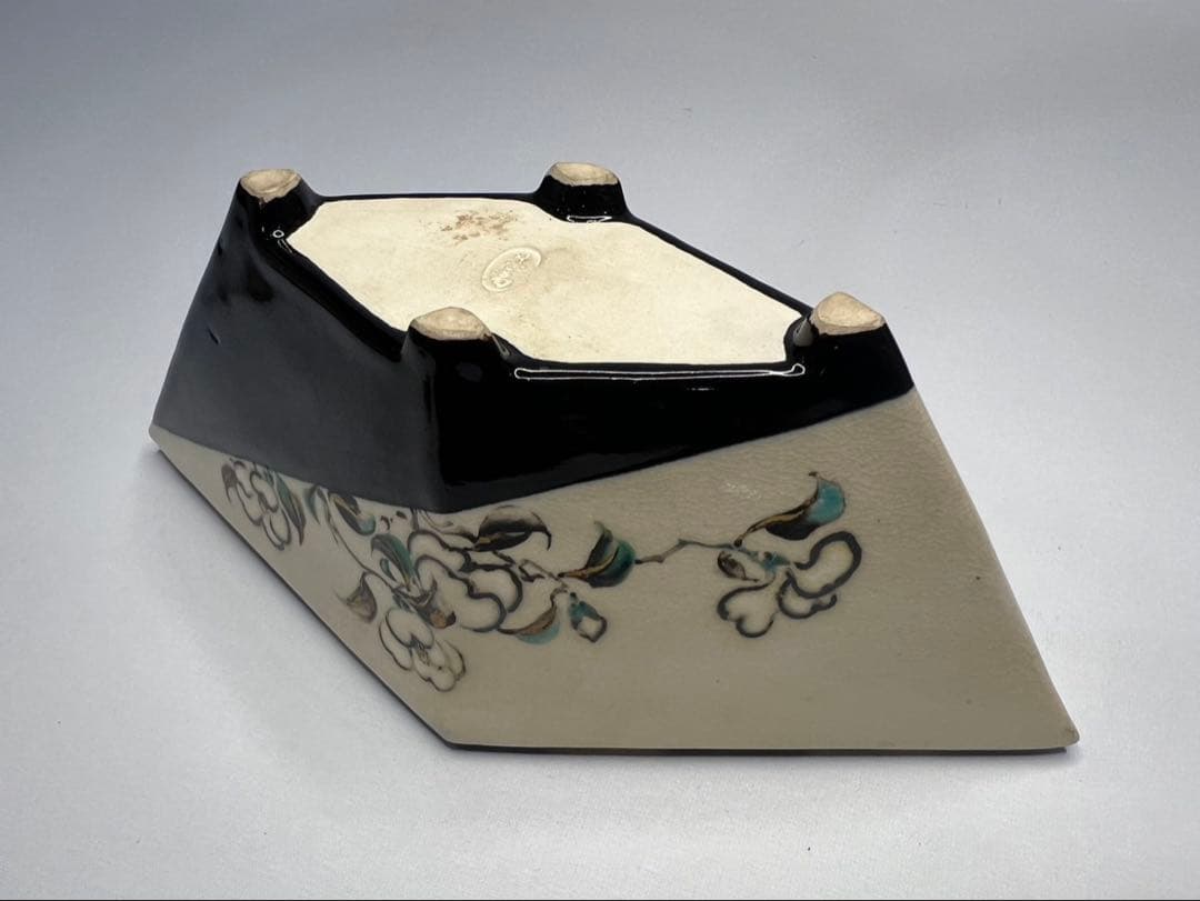 真葛香山】仁清意菱形高炉 二代 香半之助作 帝室技芸員【書載品現物