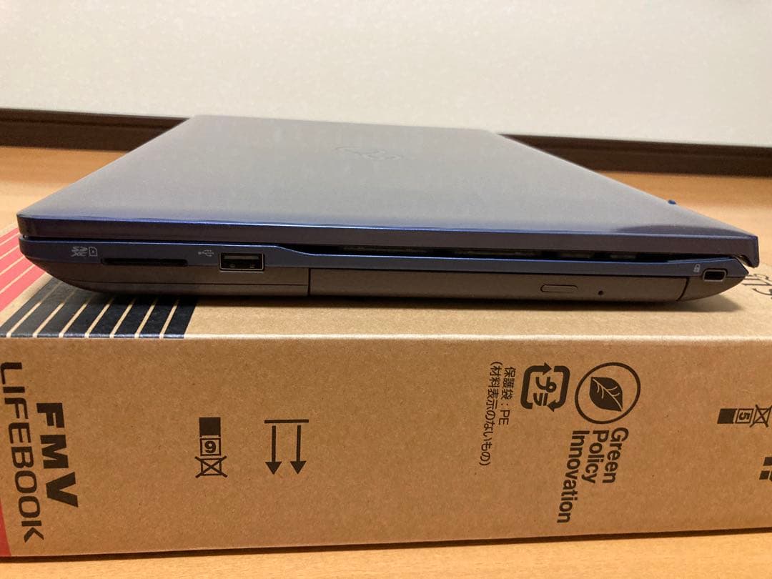 富士通 LIFEBOOK AH77/B3 Corei7-8550U SSD増設