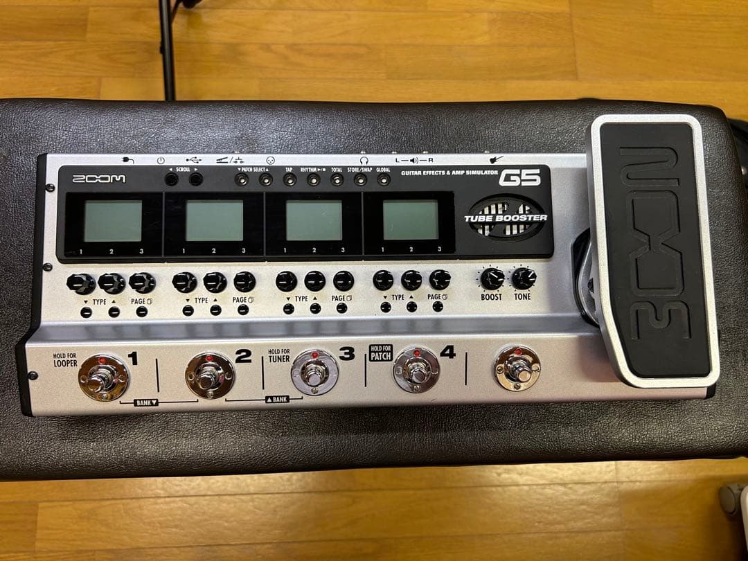 完動品ZOOM G5＋純正アダプター＋純正ソフトケース＋ZOOM G BOOK他