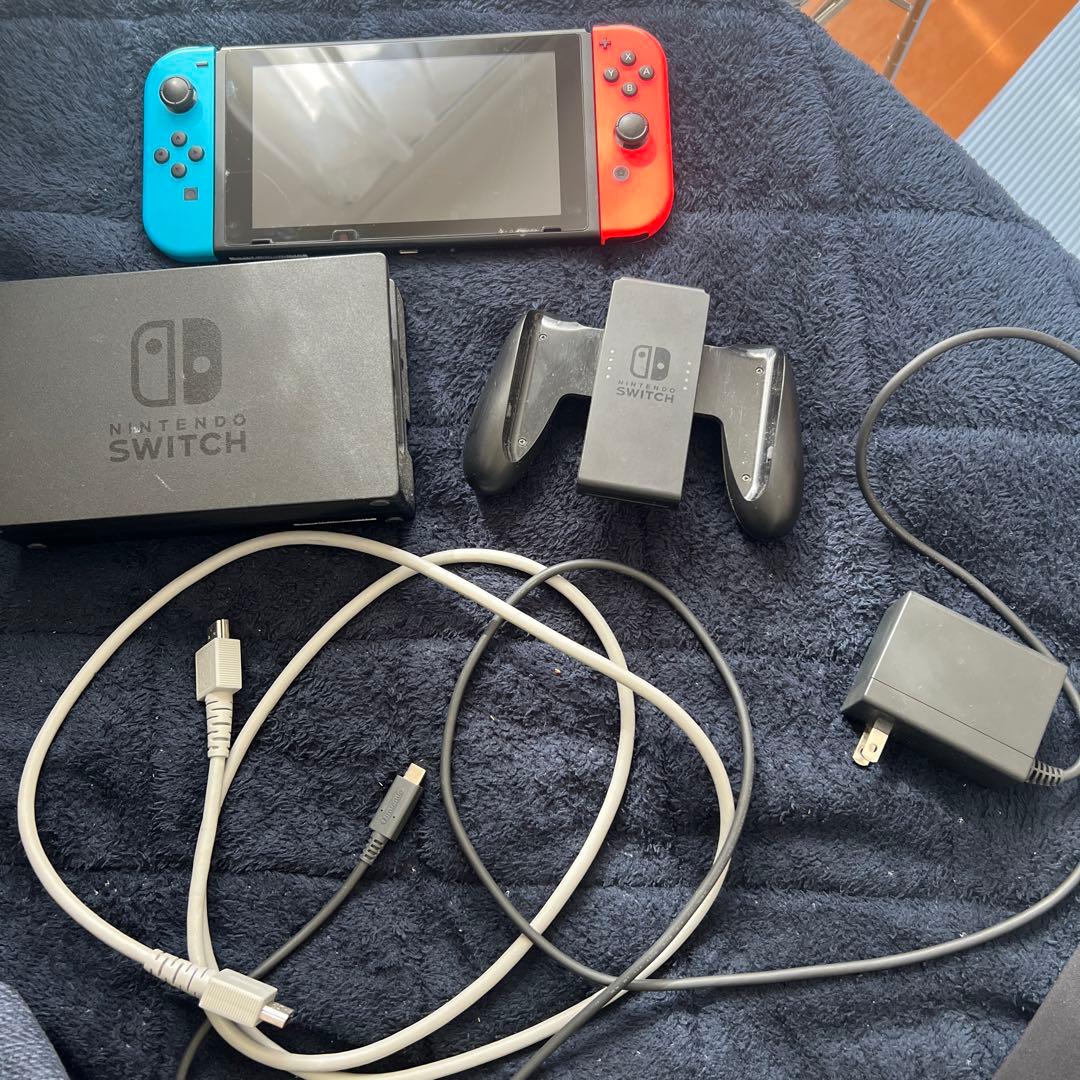 Nintendo Switch 青/赤 本体 付属品付き Amazon.co.jp: Nintendo Switch マリオレッド×ブルー セット : ゲーム