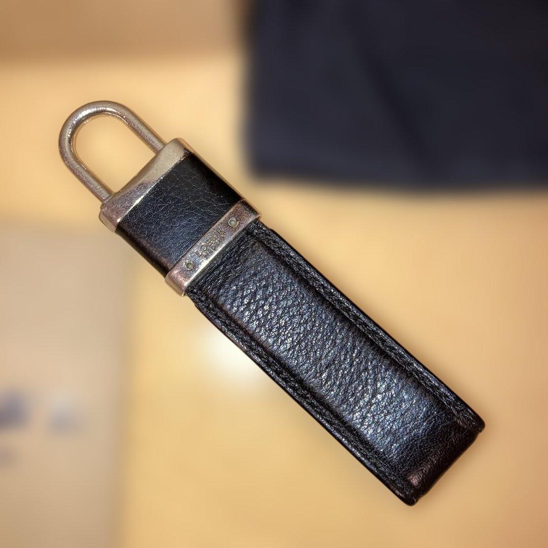 LOEWE ロエベ キーリング パッドロック 南京錠風 - メルカリ