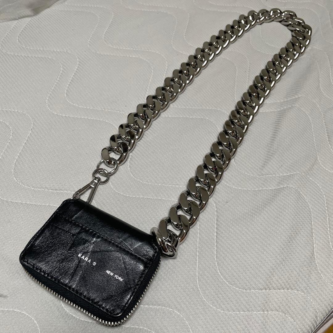 カラ KARA バッグ チェーンウォレット 財布 - メルカリ