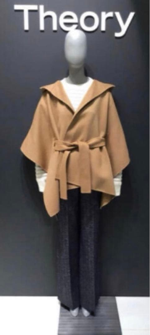 セオリー☆ NEW DIVIDE LUXEポンチョコート未使用キャメル - メルカリ