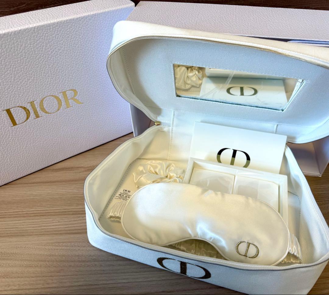 Dior ディオール ノベルティ バニティ アイマスク シュシュ コットンケース Christian Dior ディオール ノベルティ バニティポーチ シュシュ アイ