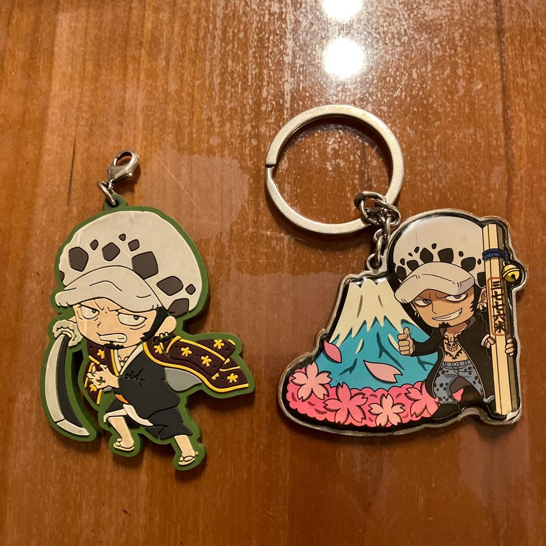 ONE PIECE トラファルガー・ロー キーホルダーセット - メルカリ