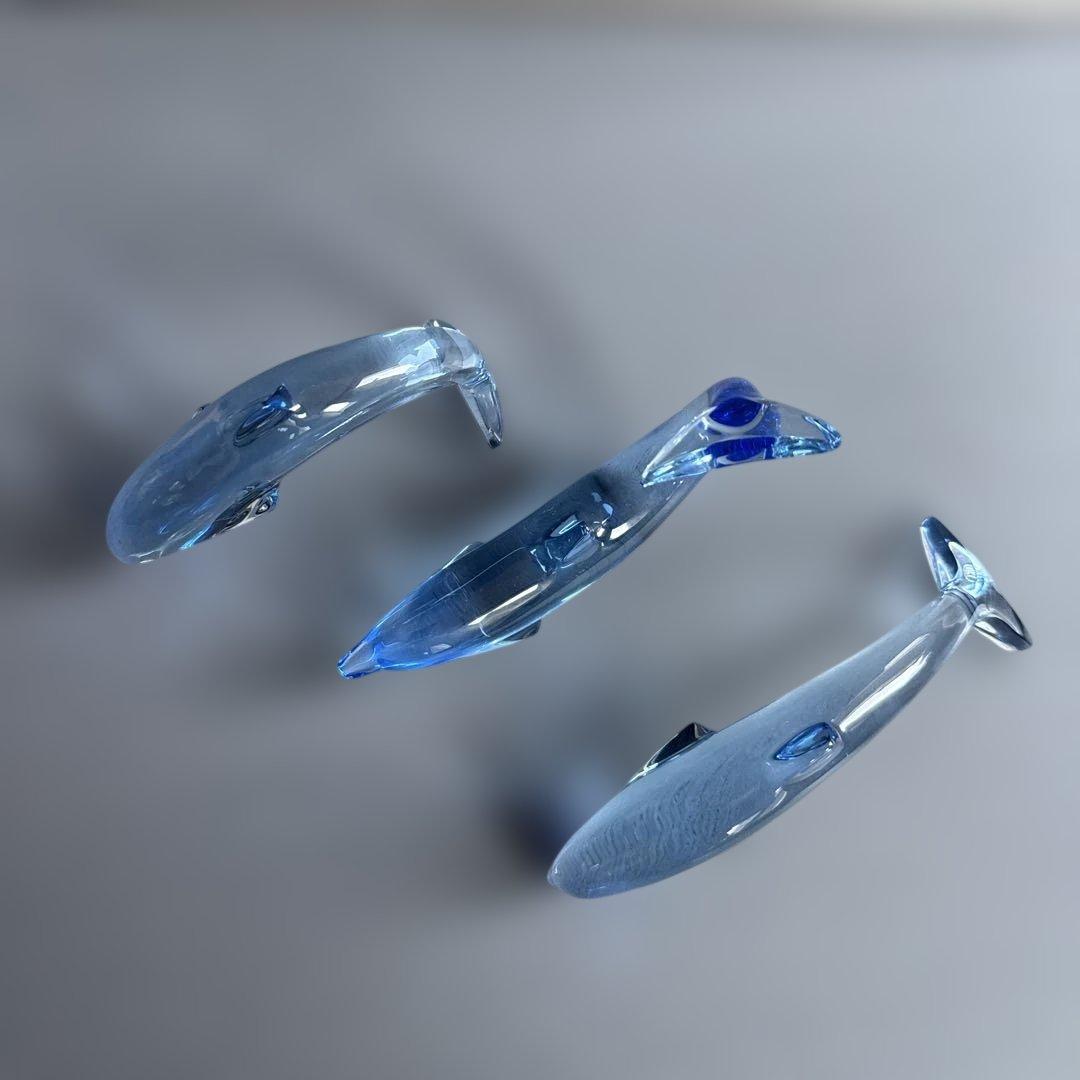 Baccarat 青色ガラス製イルカの彫刻 - メルカリ