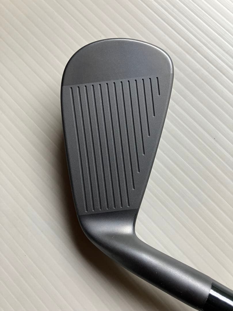 コブラ キング FORGED TEC-X ブラック アイアン 4番 - メルカリ