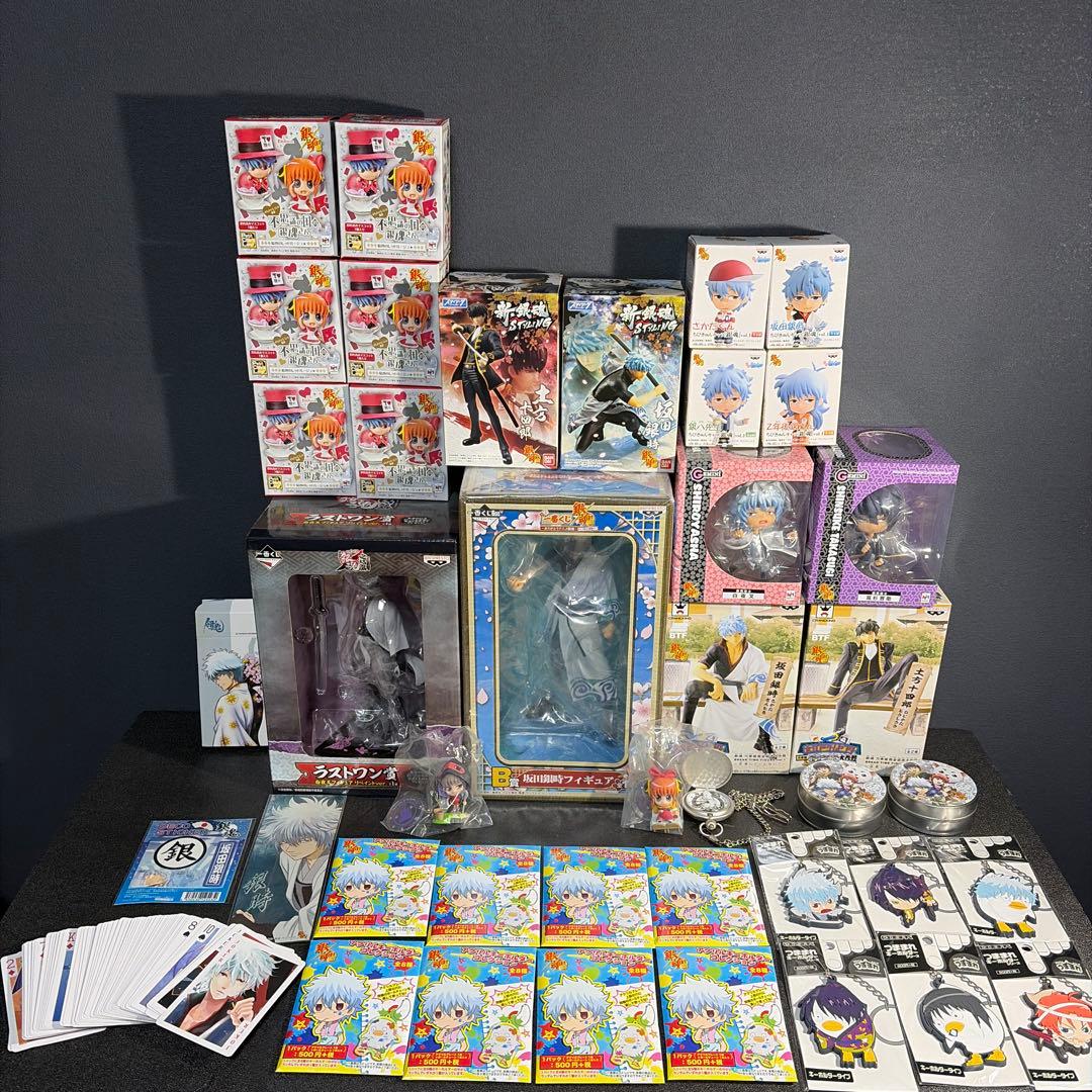 銀魂グッズまとめ売り【バラ売り✖️】※節度ある値引き交渉OKです！ 銀魂グッズまとめ売り【バラ売り✖️】 - メルカリ