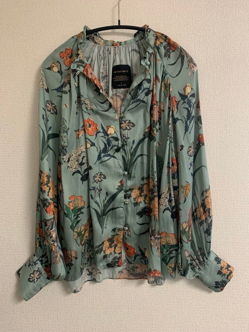 1/17まで値下げ】美品 UNITED TOKYO 長袖ブラウス 葛飾北斎