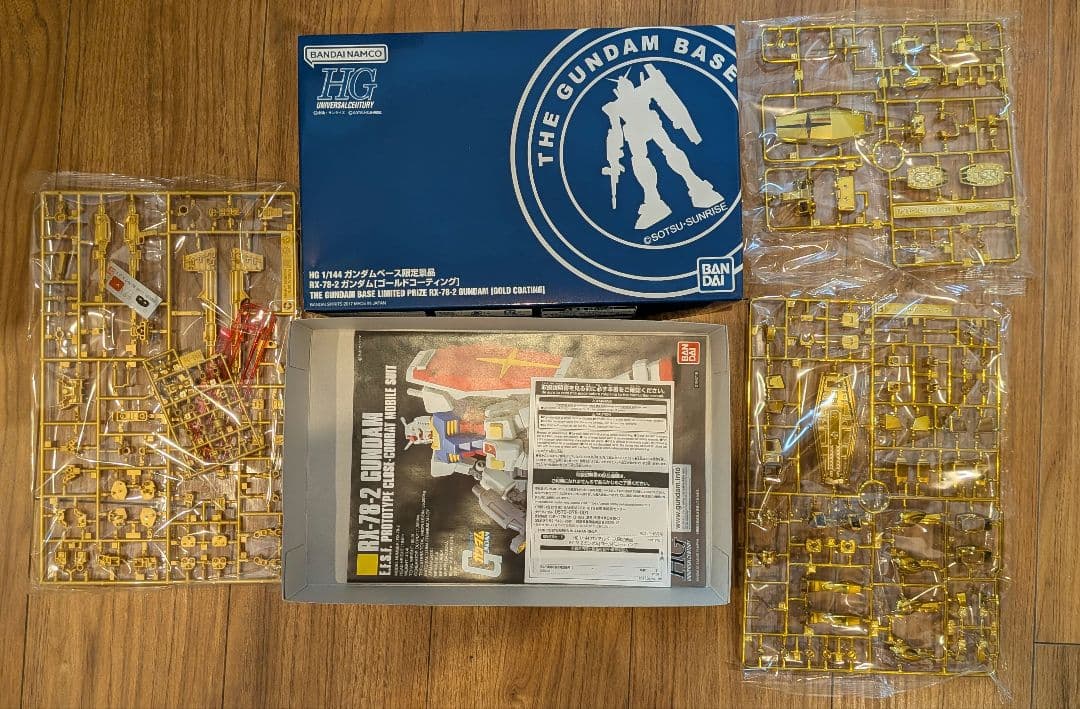 MG ガンダムver.3 MGグフ(クリアカラー) 純正デカール付セット - メルカリ