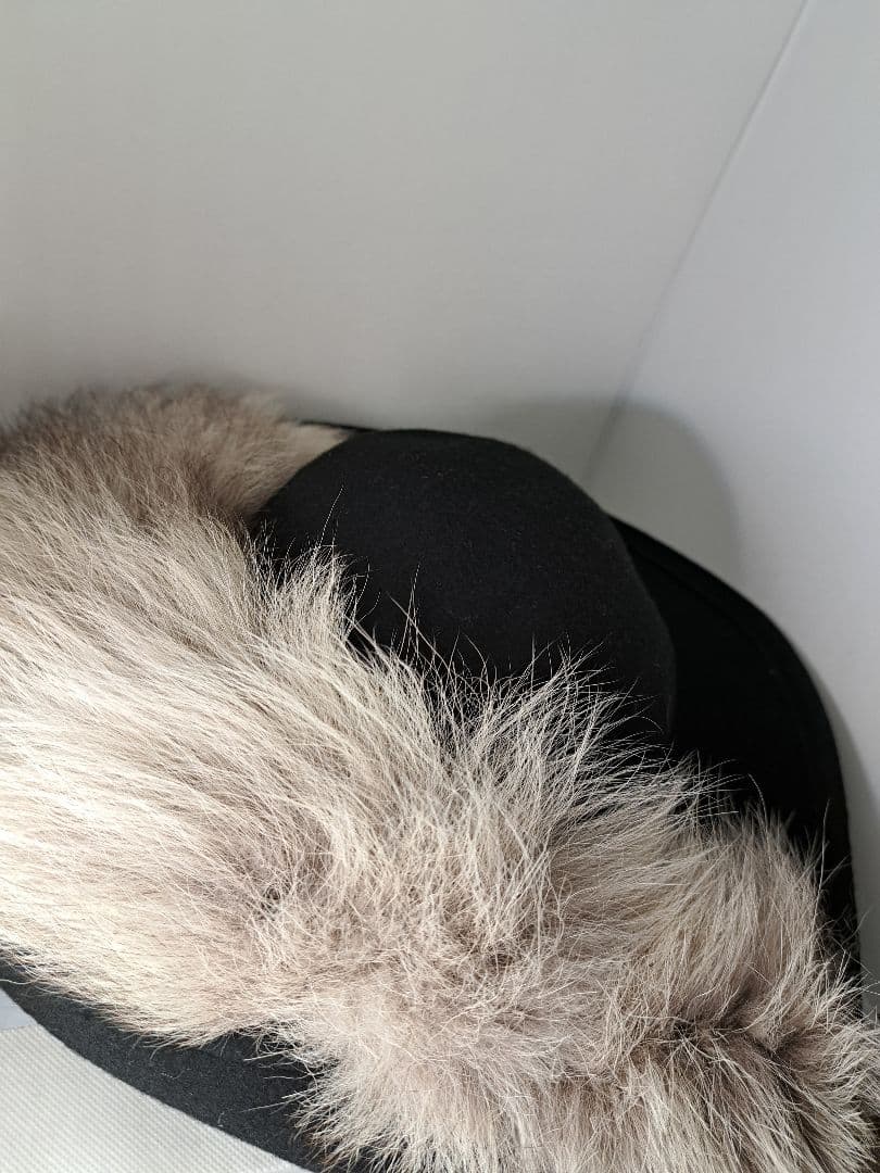 バラ色の帽子 フォックスばら色 帽子 Barairo no boushi