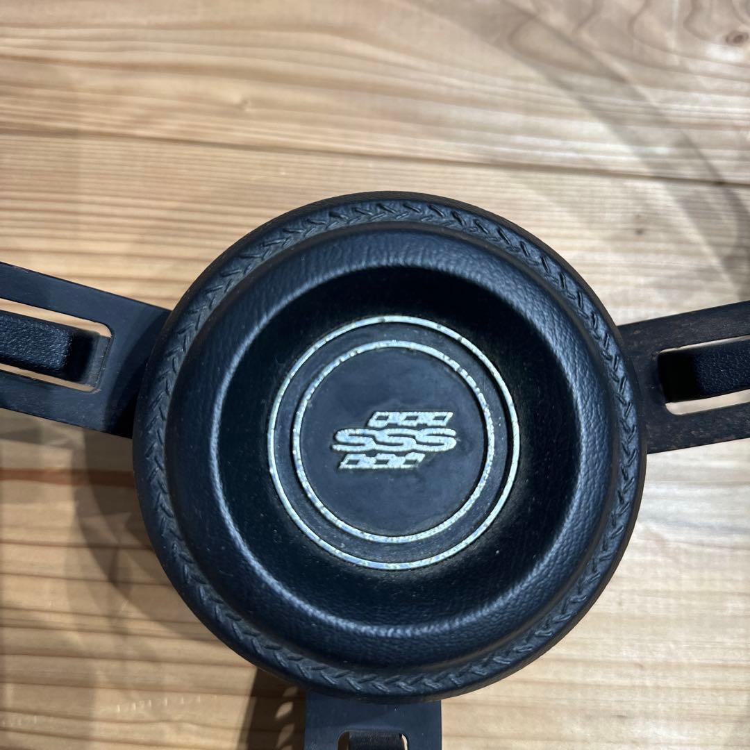 ブルーバード ステアリング ハンドル 旧車 カスタム 希少 510 SSS